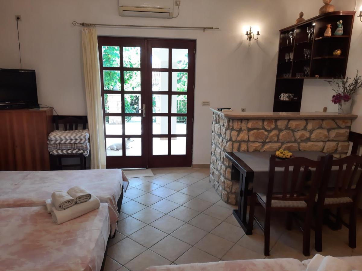 Apartments Zlosilo Orašac Kültér fotó