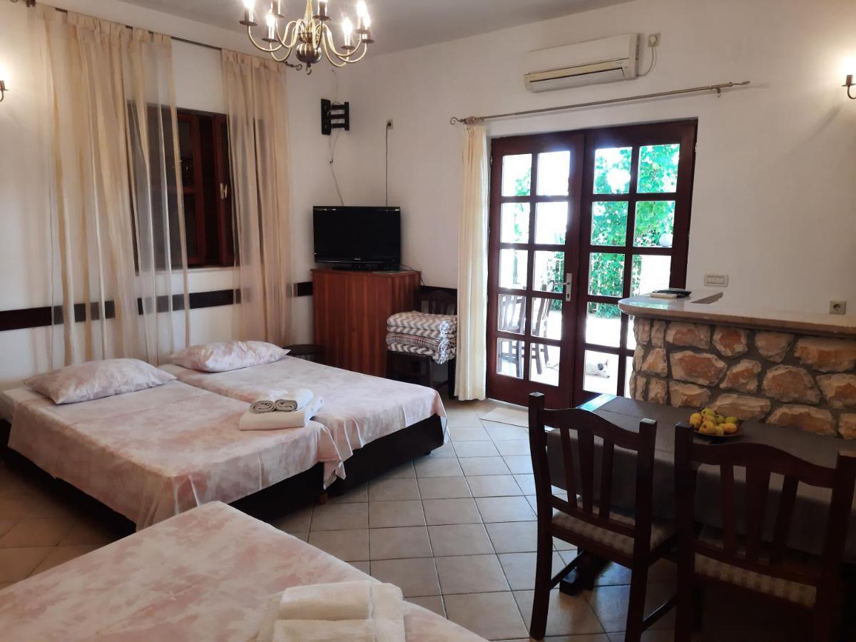 Apartments Zlosilo Orašac Kültér fotó